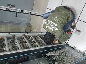 西北空管局通信室力保地空通信設(shè)備穩(wěn)定運(yùn)行——全面開(kāi)展設(shè)備“體檢”工作紀(jì)實(shí)